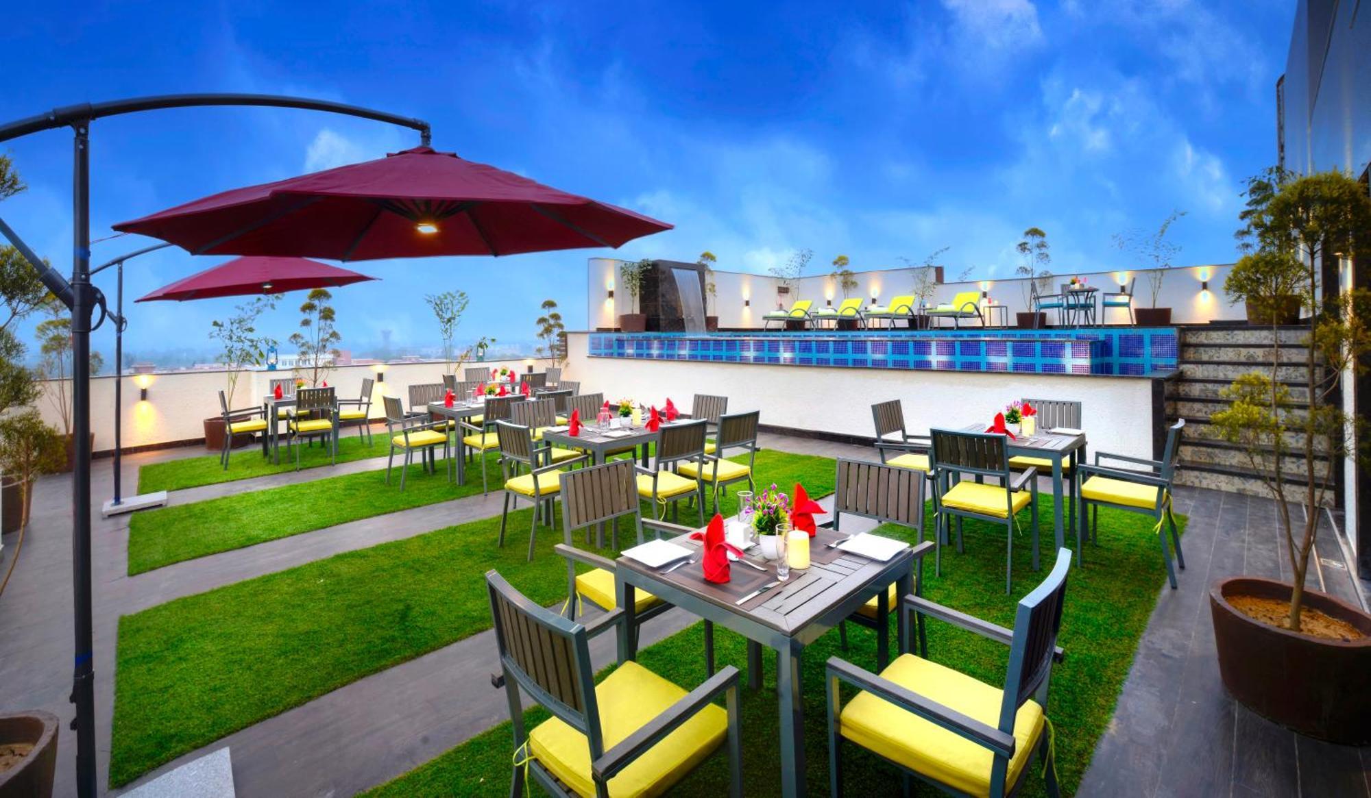 Golden Tulip Agra Hotell Agra  Eksteriør bilde